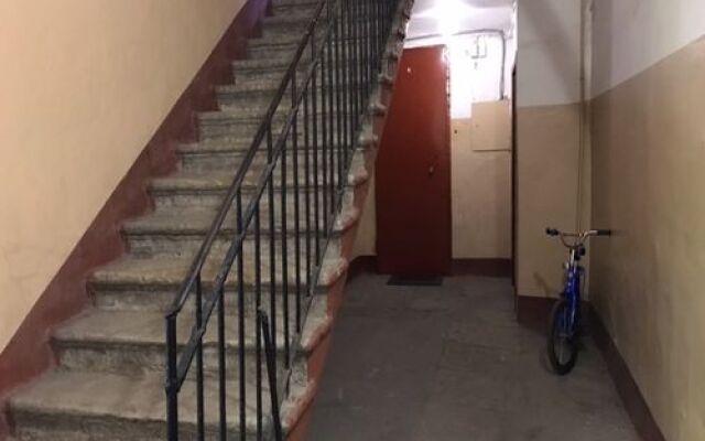 Меблированные комнаты Комната в 2-х комнатных апартаментах