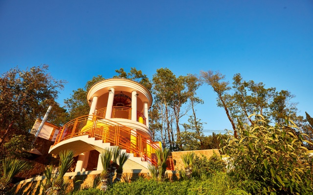 Deesa Hotel