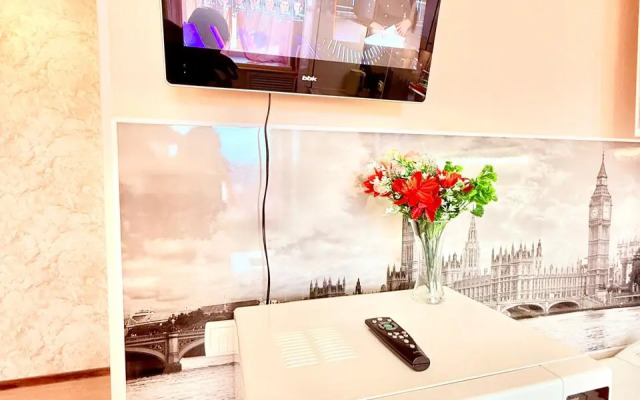 Квартира Полярная 7(1к)