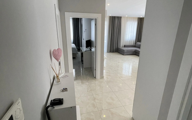 Cleopatra Twin Towers 2bd Flat Apartments