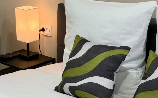 Частный Дом Комната-Студия