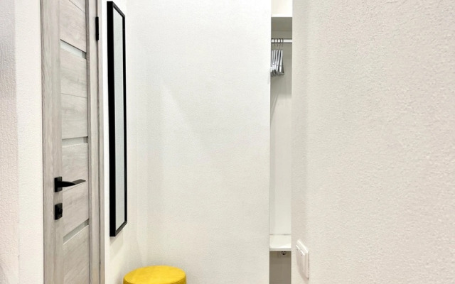 Апартаменты Студия KrasLoft в ЖК Притяжение на двоих