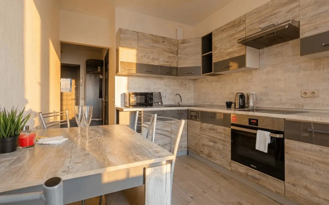 Апартаменты в спокойных тонах ЖК Большой Lounge балкон удобный матрас