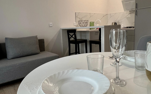 Sovremennaya Apartamenty Klen Flat