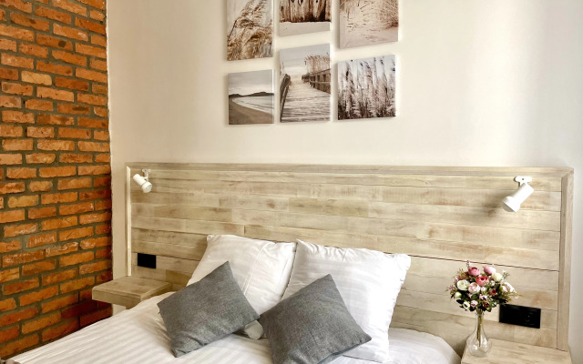 Apartment Semeynye Dvukhkomnatnye Apartamenty Na Ulitse Glavnoy, 21m