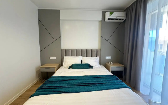 Na Ulitse 8 Marta 10 Apartments