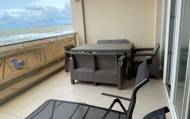 Апартаменты Золотые Пески