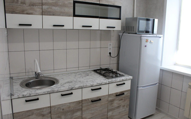 Na Chelyuskintsev 3 Flat