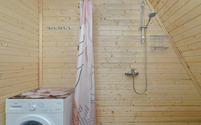 Частный дом Семейный афрейм с баней и бассейном у реки