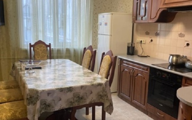 Prostornaya Kvartira V Tsentre Apartments
