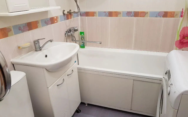 Komfort Na Prospekte 50 Let Oktyabrya 22 Flat