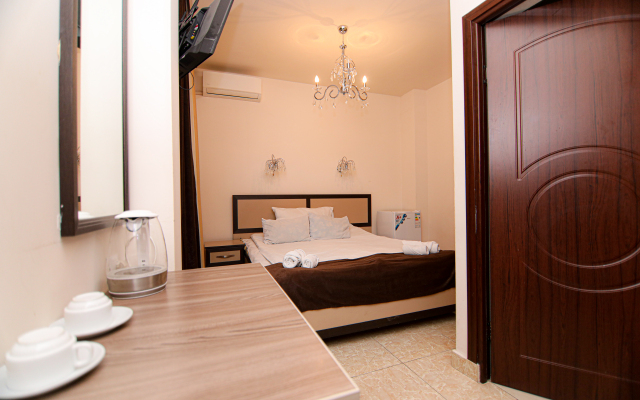 Hotel Comfort House