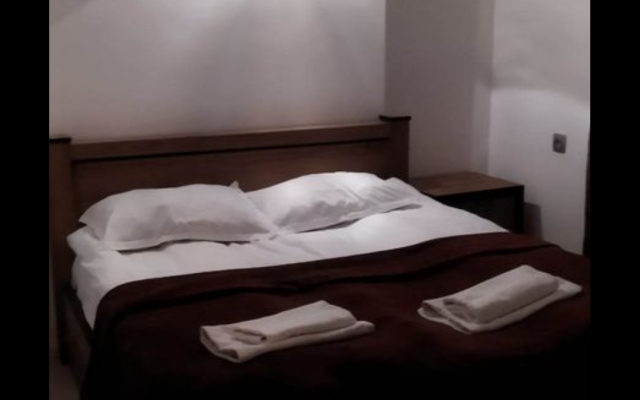 Dea Hotel
