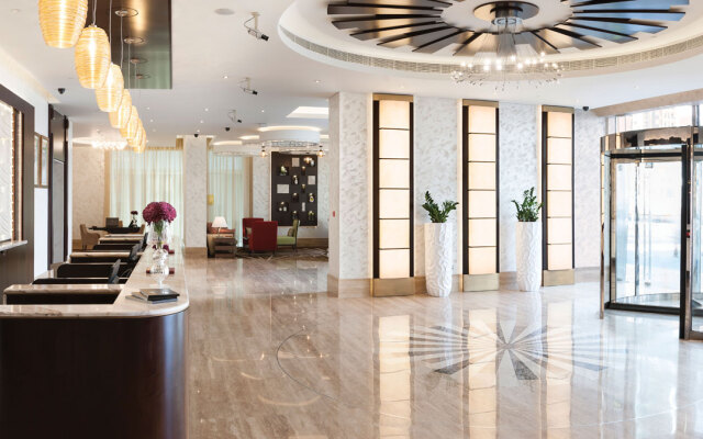Carlton Downtown Hotel