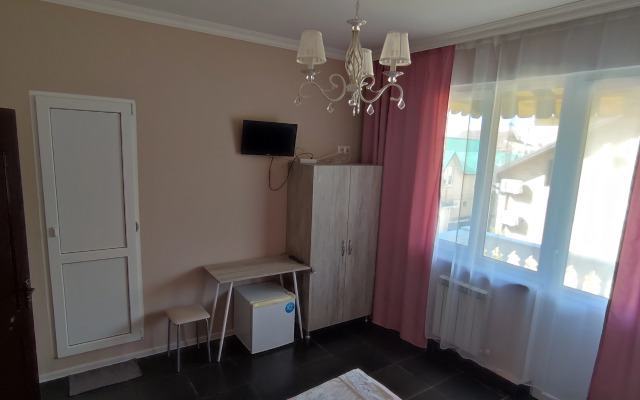 Mariya Guest House