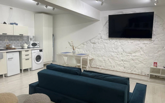 Studiya Santorini Maksi Flat