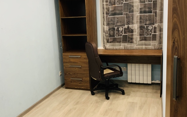 S 3 Izolirovannymi Komnatami v Tsentre Ryadom Vorkutaugol Flat