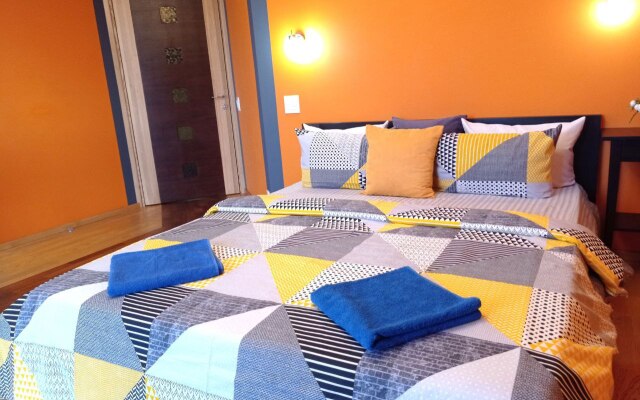 Yevro-apartamenty Lora Home na Yuzhnoy Apartments