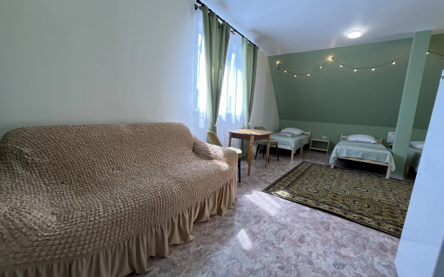 Апартаменты студия NHome Чердак