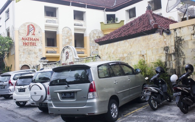 Nathan Hotel Managed By Tinggal