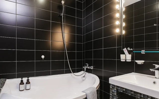 Апартаменты РусХаус у Аквапарка, возле центра и набережной (RusHouse)