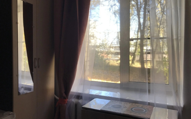 Studii U Biblioteki 4 Flat