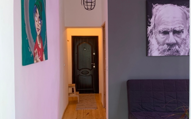 Art House Tolstoy Guest House