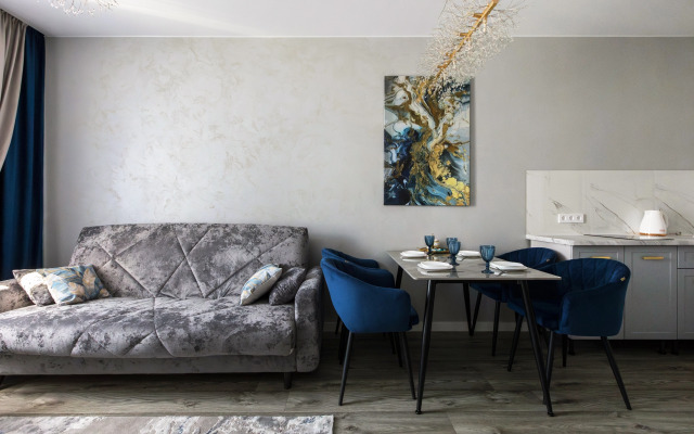 S Dizaynerskim Remontom Ryadom S Zh/D Vokzalom Flat