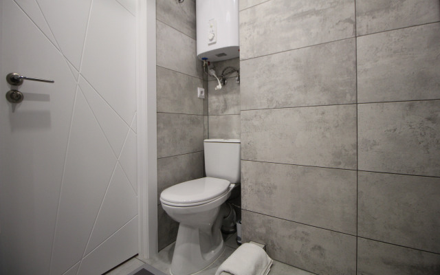 Studiya ne Daleko ot Metro Flat