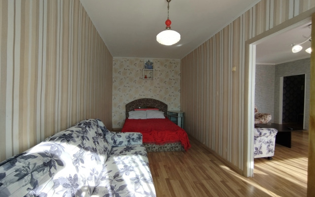 U Avto I Zhd Vokzalov Flat