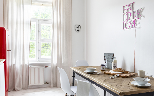 Квартира В Самом Центре С Парковкой