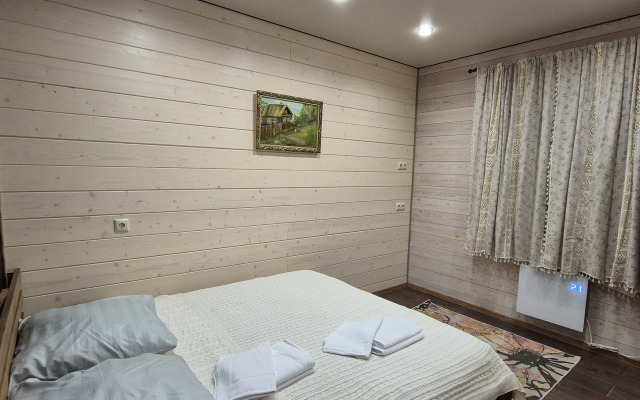 Частный дом Уютный дом со своим катком