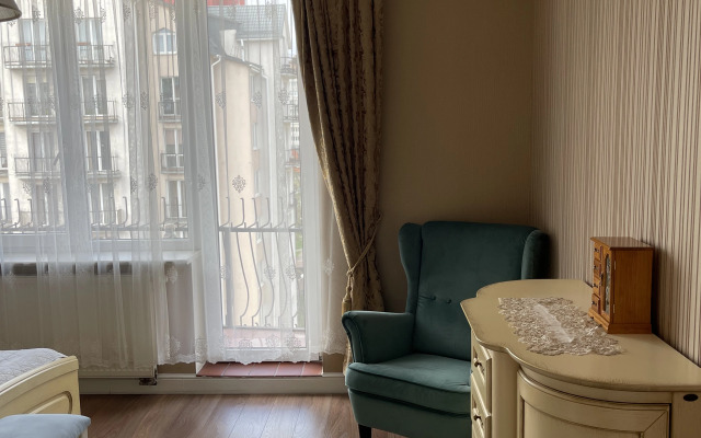 Uyutnaya 3 k kvartira v tsentre Flat
