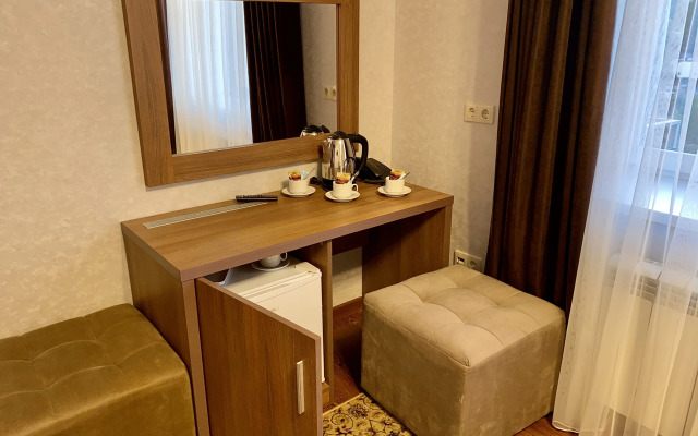 Отель Амира Парк