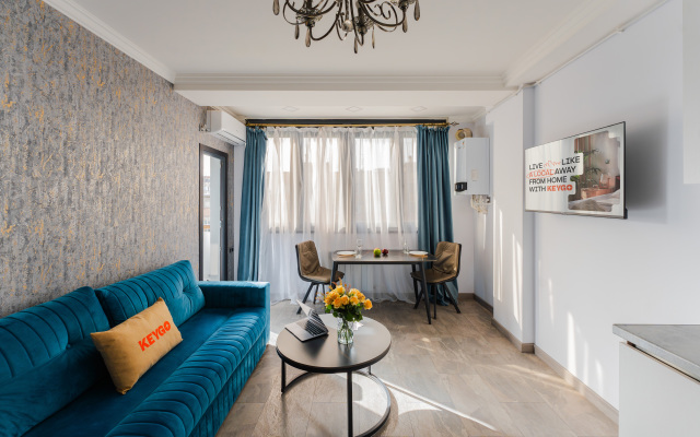 Key #0081, 1 Bedroom, Near English Park Apartments
