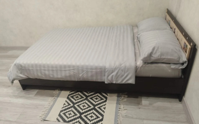 Uyutnaya stalinka s vysokimi potolkami