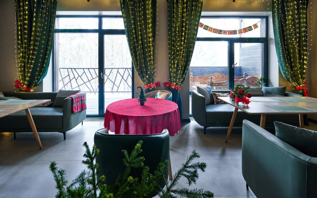 Отель Ель и Пихта