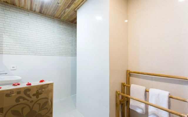 Курортный отель The Dewi Premier