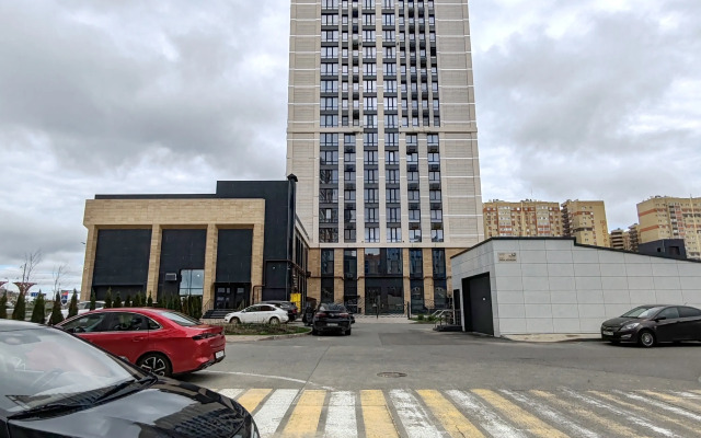 Flat s Panoramnym Vidom na Skver Geroyev Rossii