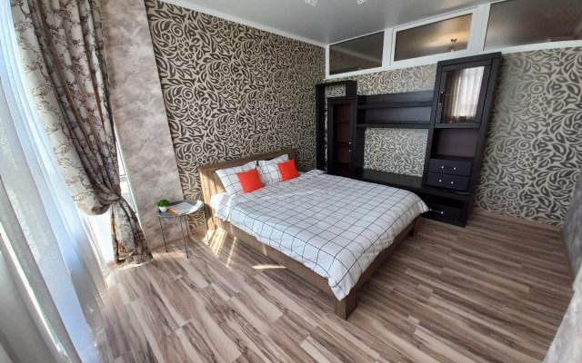 Komfort S Shikarnym Vidom Apartments