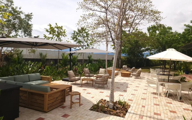 Temple Tree Hotel Resort