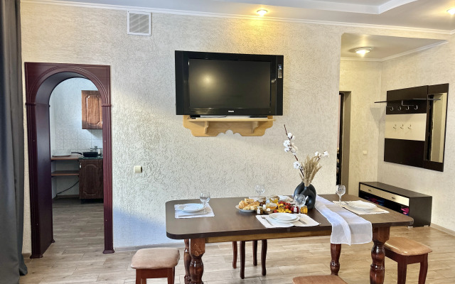 Квартира ArtHouse Dombay 9