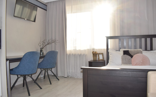 Bezhevy Barkhat Flat