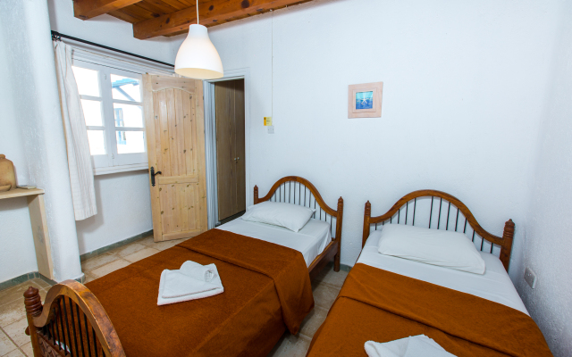 Clarissa & Carmel’s Villa