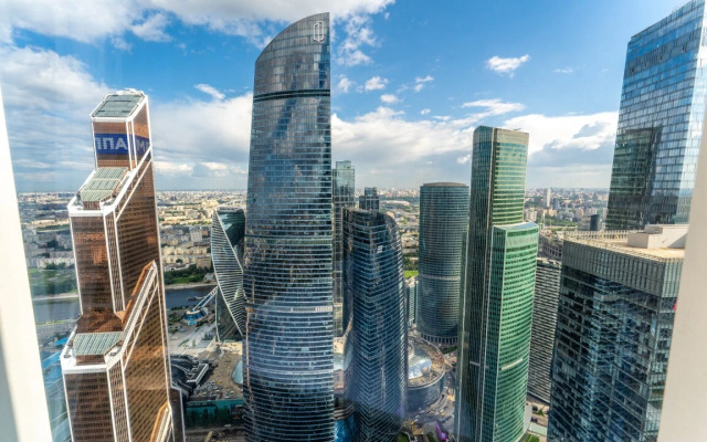 Апартамент на 63 этаже с видом на башни