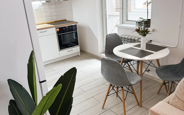 Апартаменты Просторная квартира Новомарьинская