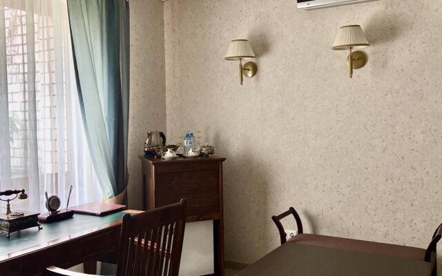 Ekaterininskij Dvor Hotel