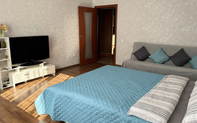 Na Mayskoy Flat