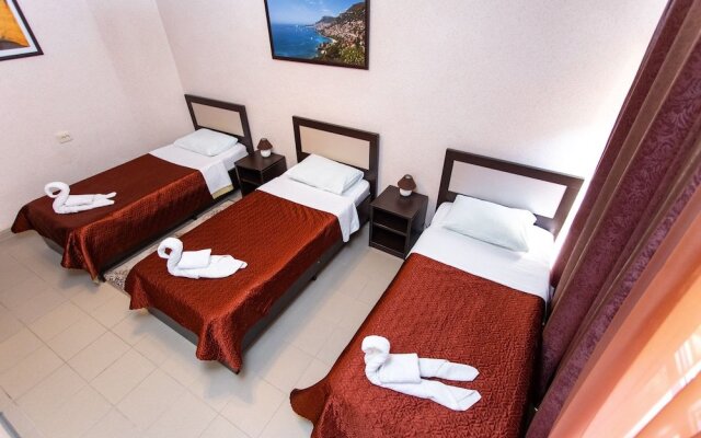 Hotel "ramina"