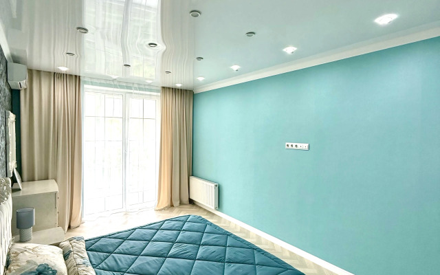 na Komsomolskoy Flat